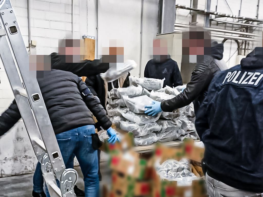 narkotyki w skrzyniach z pomidorami, CBŚ, przemyt narkotyków