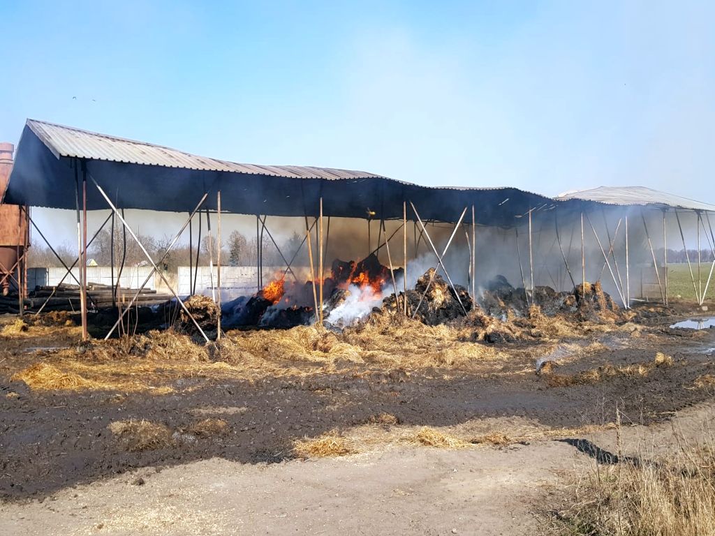 pożar balotów słomy, Brudzyń, Mariusz Owczarek, KP PSP Turek