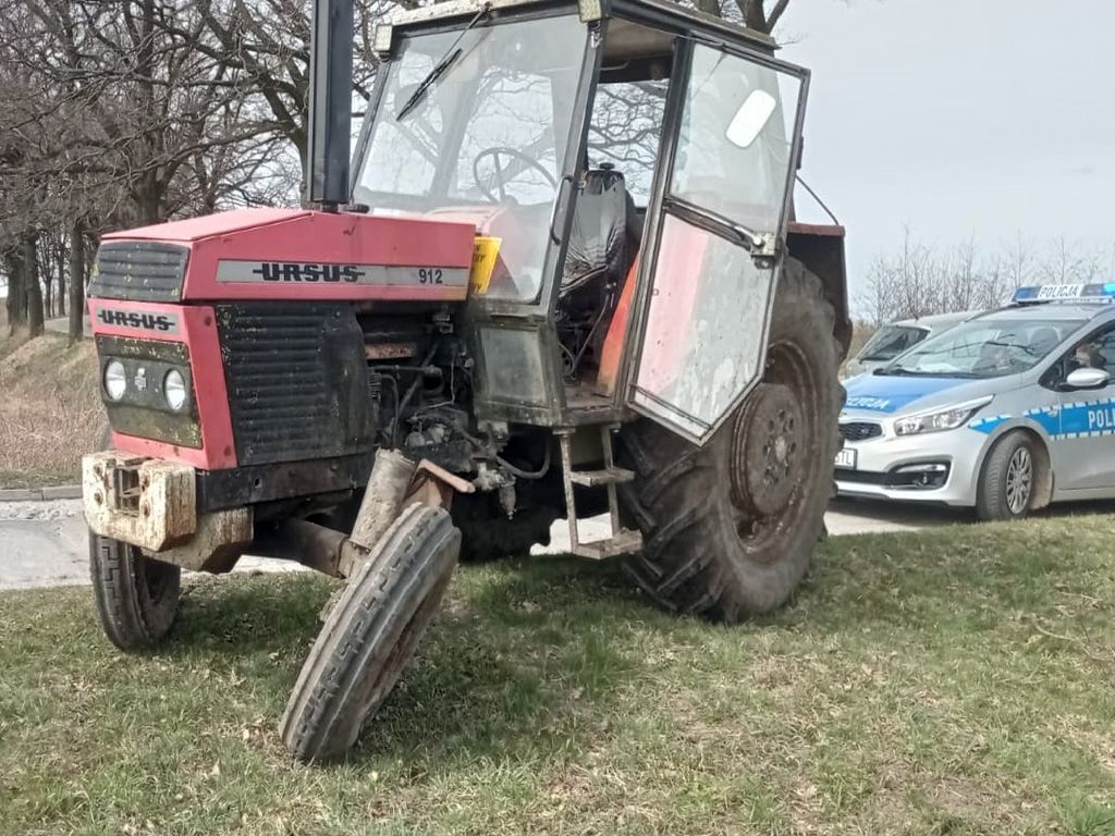 wypadki z udziałem ciągników rolniczych, Dąbrówka Mała, powiat węgorzewski, KP PSP Węgorzewo