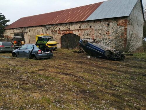 dziupla w gospodarstwie, powiat ząbkowicki, Katarzyna Mazurek, kradzież samochodów