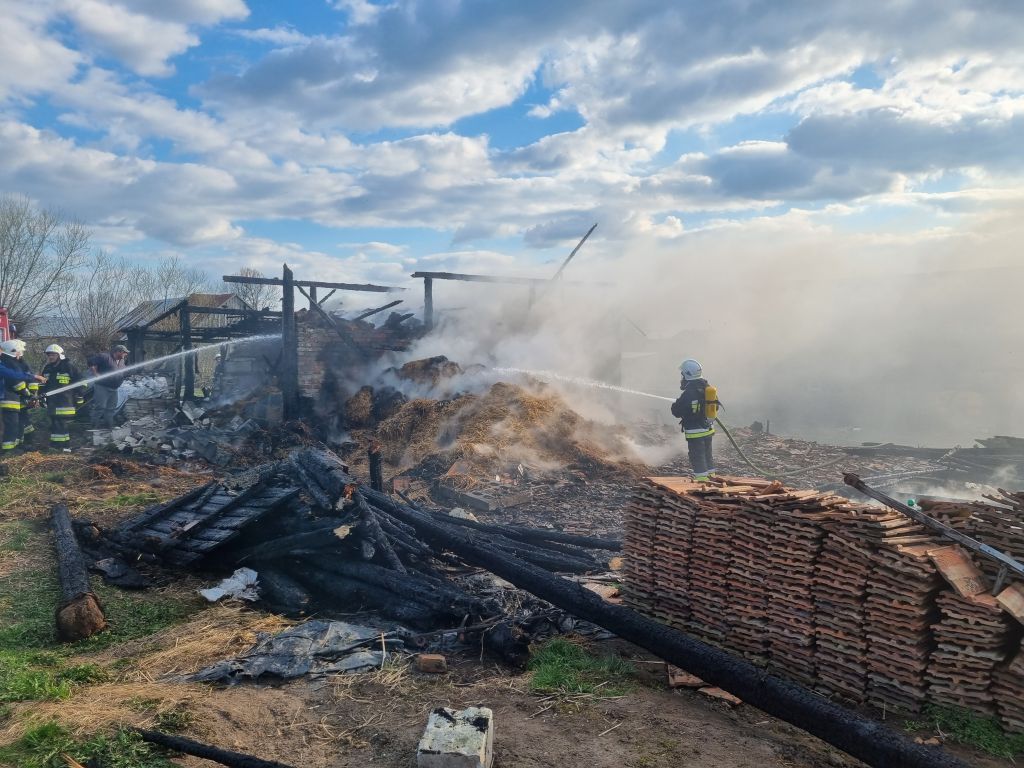 pożary w gospodarstwach, pożar na fermie drobiu, Obrzynowo, powiat kwidzyński, Ruska Wieś
