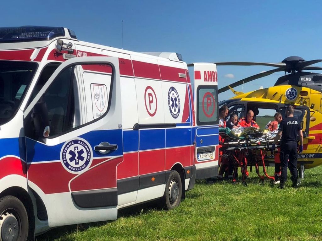 wypadek na łące, Ręka mężczyzny zmiażdżona przez prasę, Ramoty, powiat sztumski