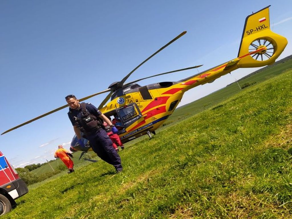 wypadek na łące, Ręka mężczyzny zmiażdżona przez prasę, Ramoty, powiat sztumski