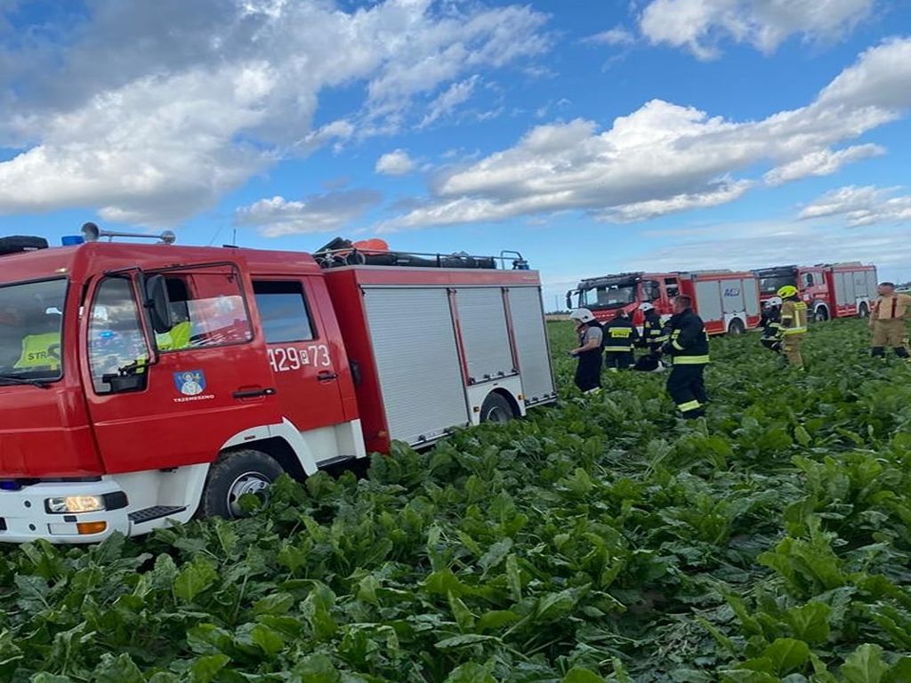 nastolatek wpadł pod koła traktora, Mijanowo, powiat gnieźnieński, oprysk pola