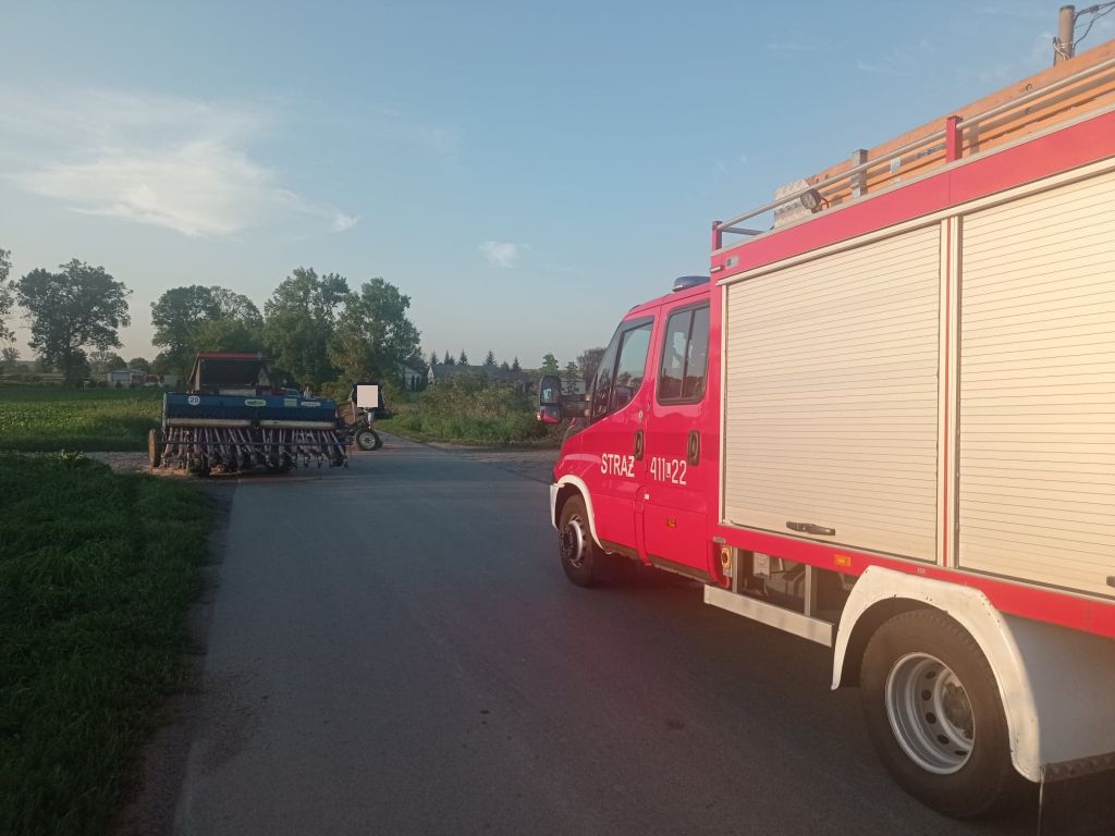 wypadki z udziałem ciągników rolniczych, traktor rozpadł się na pół, Moroczyn, Marcin Lebiedowicz