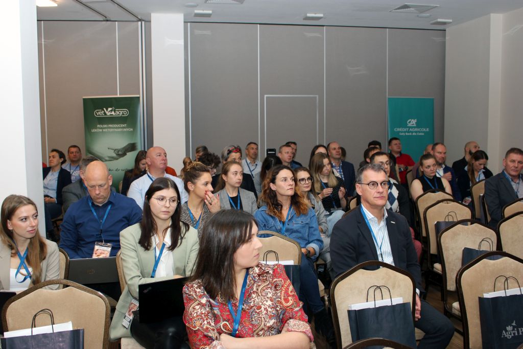 Agri Plus, Uniwersytet Agri Plus, trzoda chlewna, rozród, maciory, tlenek cynku, ASF, antybiotyki, PCV2