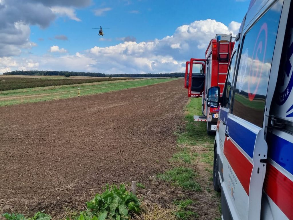 wypadek, wykopki, ratownicy