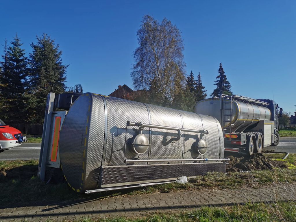 transport mleka, osady z przetwórstwa produktów roślinnych, Wiśniówka, Siemianice, powiat kępiński