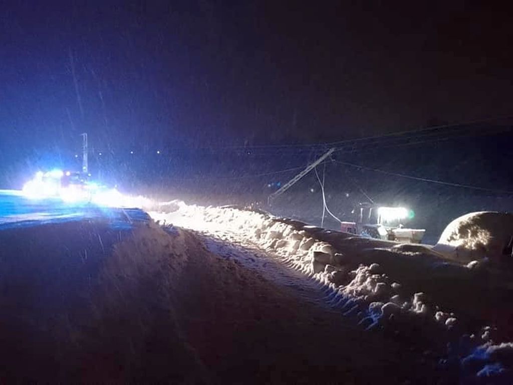Traktorzysta zerwał linię energetyczną, Ziołków, powiat łęczyński, OSP Spiczyn