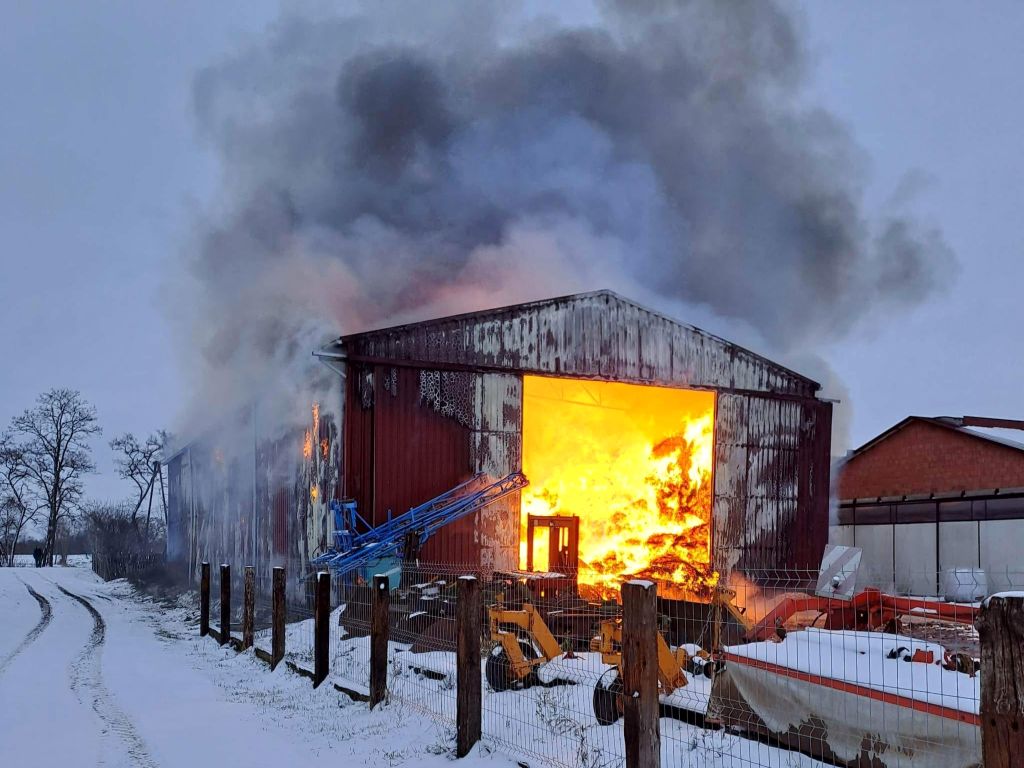 pożary w gospodarstwach, Kozubów, powiat turecki, Krzysztof Gruszczyński, KP PSP w Turku