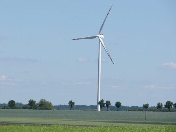 energia, prąd, OZE, ustawa, Sejm, posłowie, energetyka wiatrowa, samorządy