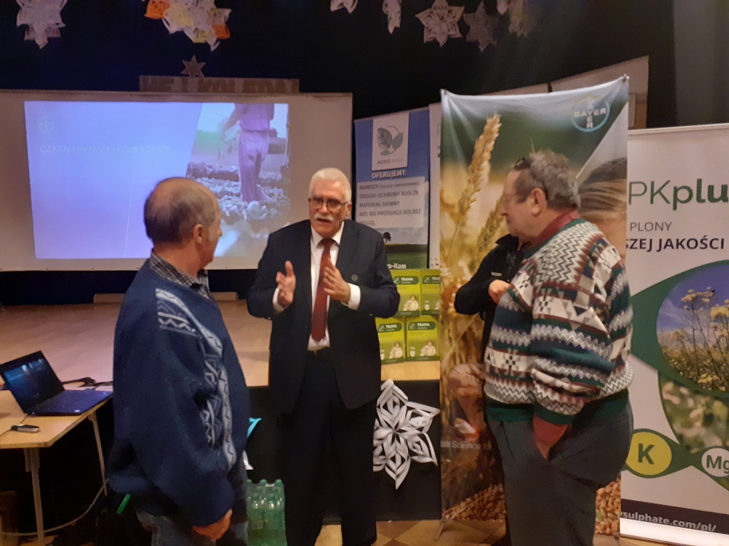 Kamil Kowalczyk, Agro-Kam, Batorz, powiat janowski, Bayer