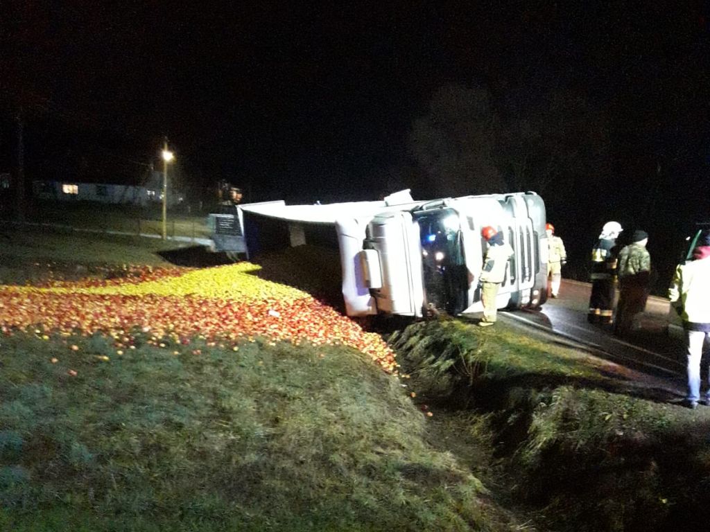 transport jabłek, Olszanka, powiat nowosądecki, KM PSP Nowy Sącz