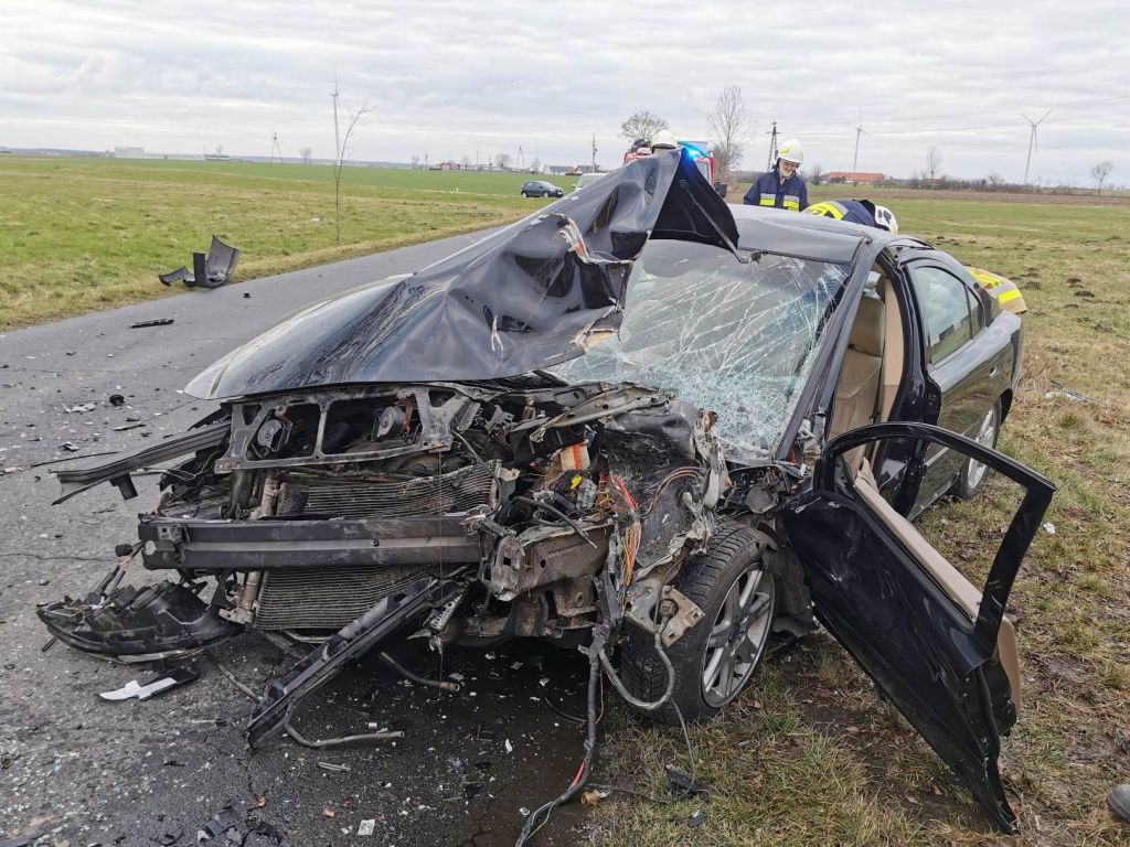 kpp krotoszyn, psp krotoszyn, wypadek z ładowarką, zderzenie z ładowarka