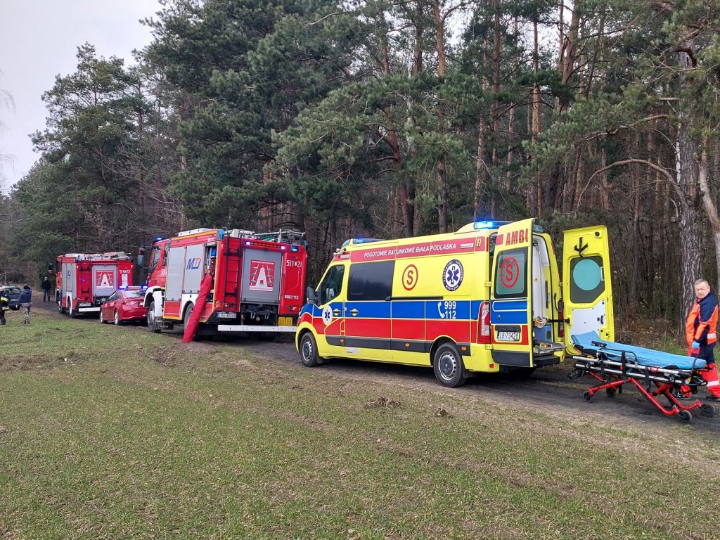 wypadek w lesie, prace leśne, olszewnica, powiat radzyński