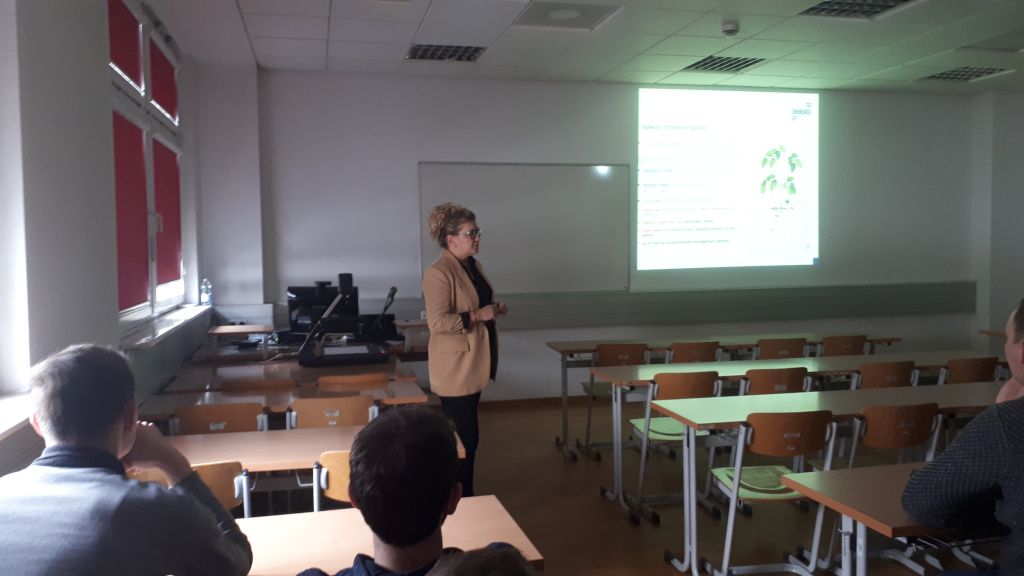 Małgorzata Wypych, WRiE, studenci, sala