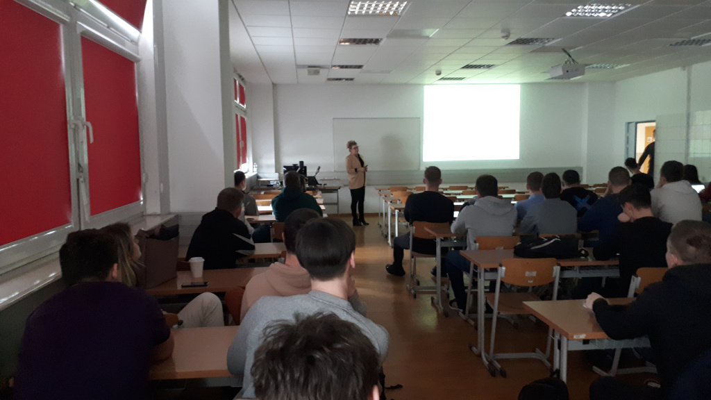 Małgorzata Wypych, WRiE, studenci, sala