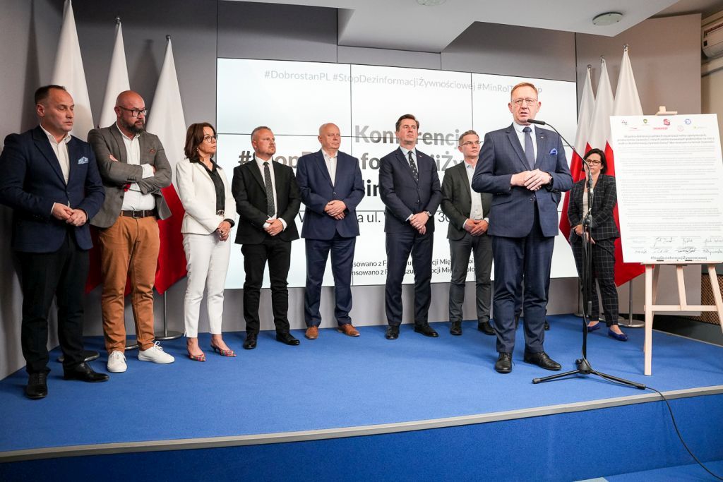 Jacek Zarzecki, stopdezinformacjiżywnościowej, obrońcy zwierząt, żywność pochodzenia zwierzęcego, KRD-IG, Robert Telus