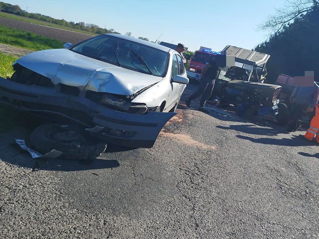 wypadek ciągnik, osobówka, nieustąpienie pierwszeństwa, kpp biłgoraj, kpp stargard