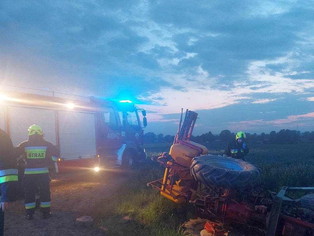 kpp kraśnik, osp wilkołaz, wypadek ciągnik, wypadek przy pracy, przygnieciony