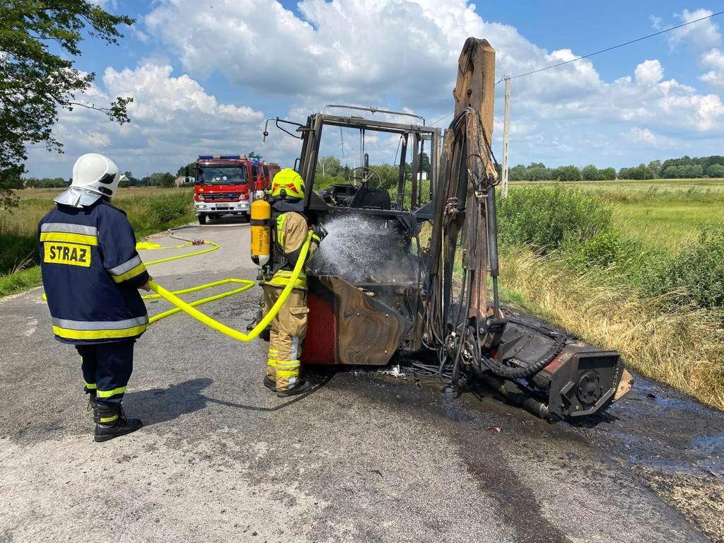 kp psp dąbrowa tarnowska, osp szczucin, pożar, ciągnik