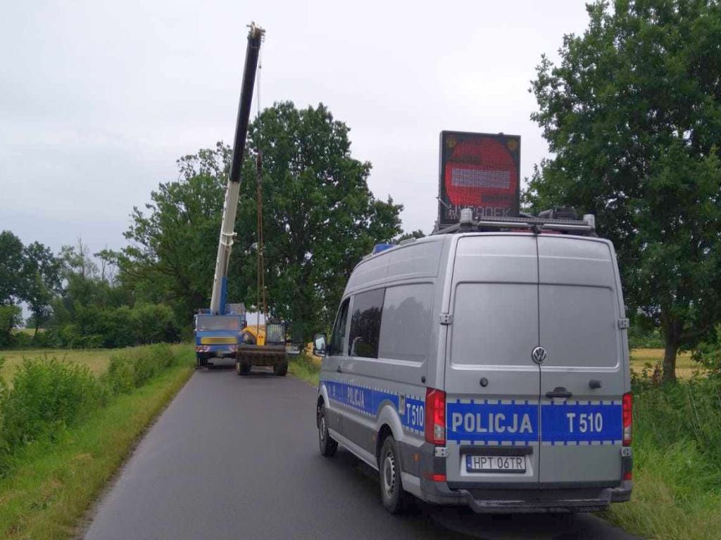 kpp iława, wypadek, zderzenie, ładowarka, ciągnik