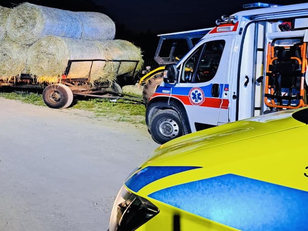 kpp wołomin, wypadek, uderzenie, ciągnik, ranny traktorzysta
