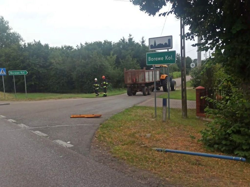 kmp ostrołęka, wypadek, zderzenie, ciągnik, ranni, pijany traktorzysta