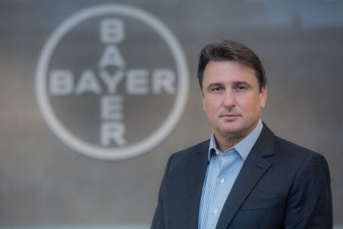 Bayer, Laércio Bortolini