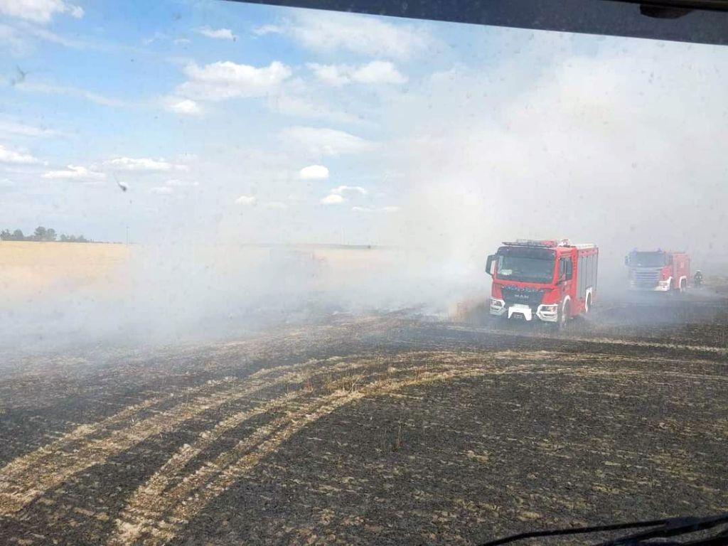 kp psp września, pożar, zboże, ciągniki, akcja gaśnicza
