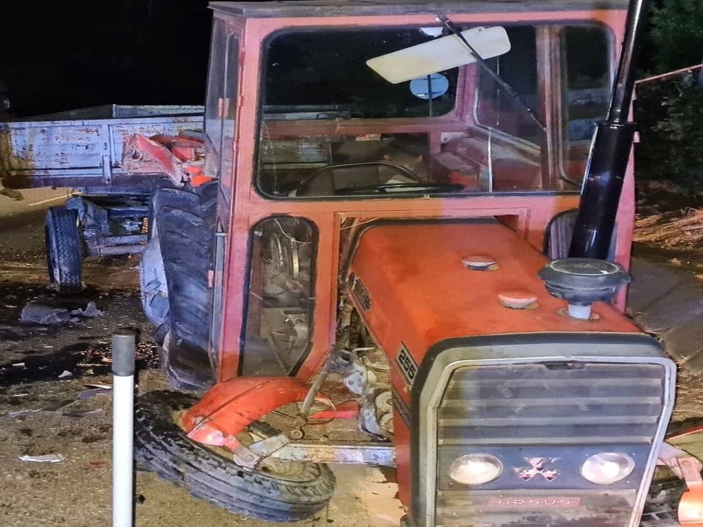 kpp radomsko, wypadek, zderzenie, bus, ciągnik, pijany kierowca
