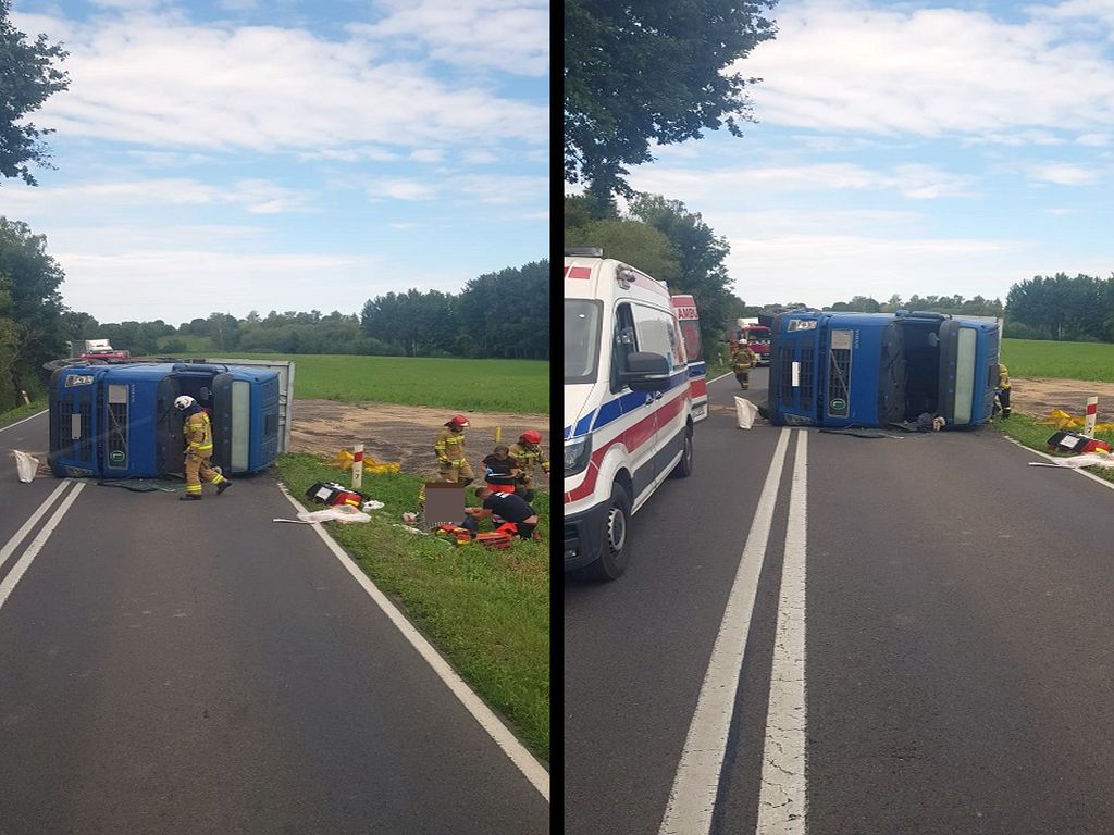 kp psp szczytno, wypadek, wywrócona ciężarówka, ranny kierowca, rzepak, transport rzepaku