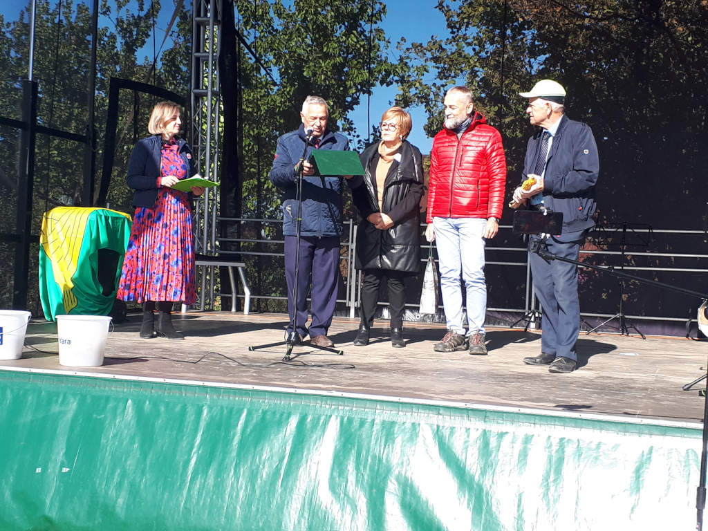 Sylwia Szymańczak, Tadeusz Szymańczak, Paweł Olejarski, Roman Warzecha, Skrzelew