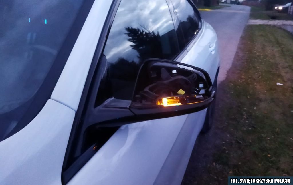 kpp jędrzejów, kolizja, auto, bmw, ciągnik, wymijanie, pijany traktorzysta