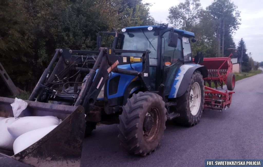 kpp jędrzejów, kolizja, auto, bmw, ciągnik, wymijanie, pijany traktorzysta