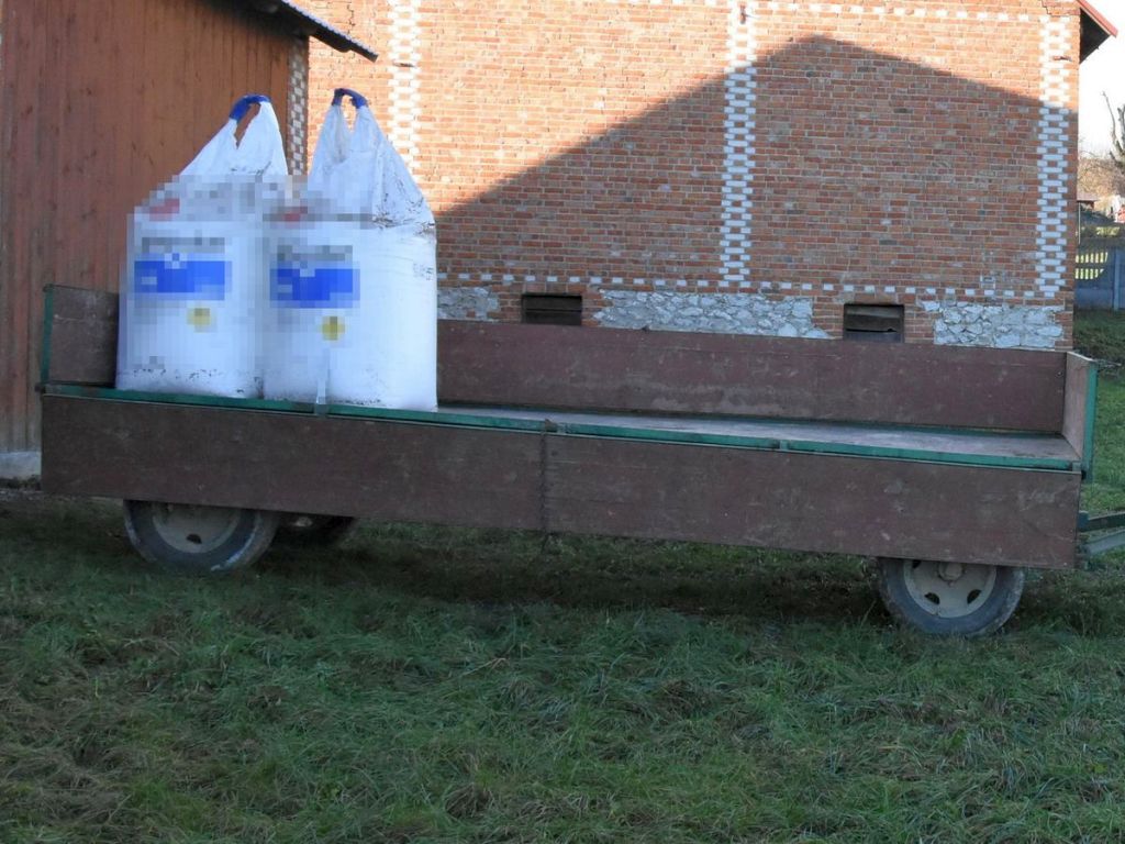 wypadek, zdarzenie, gospodarstwo, rozładunek, upadek