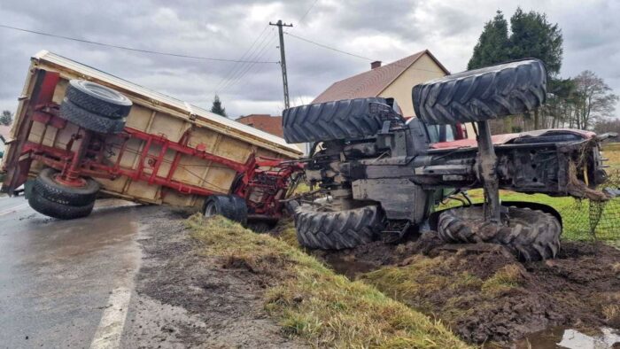 zdarzenie drogowe, kolizja, zderzenie, wywrócony ciągnik