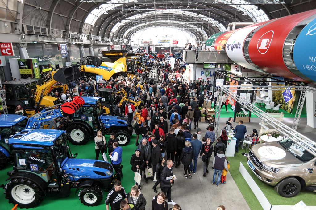 Agrotech Kielce, Kielce, Targi Kielce, technika rolnicza, maszyny rolnicze, środki ochrony roślin, youtuberzy, targi