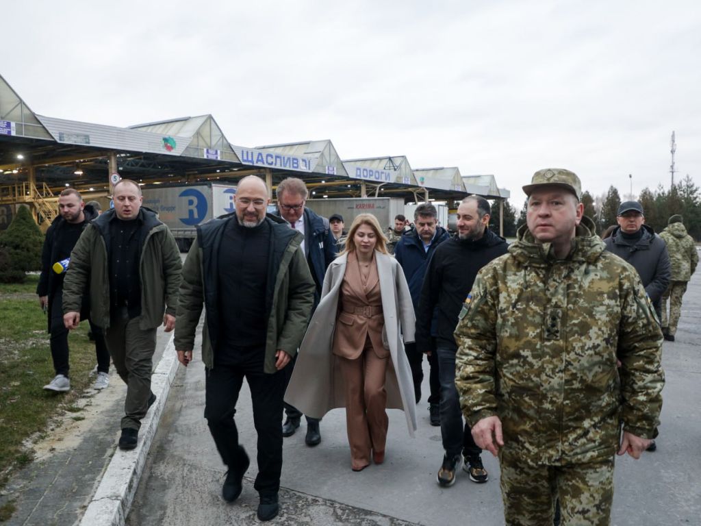 premier, ukraina, szmyhal, granica