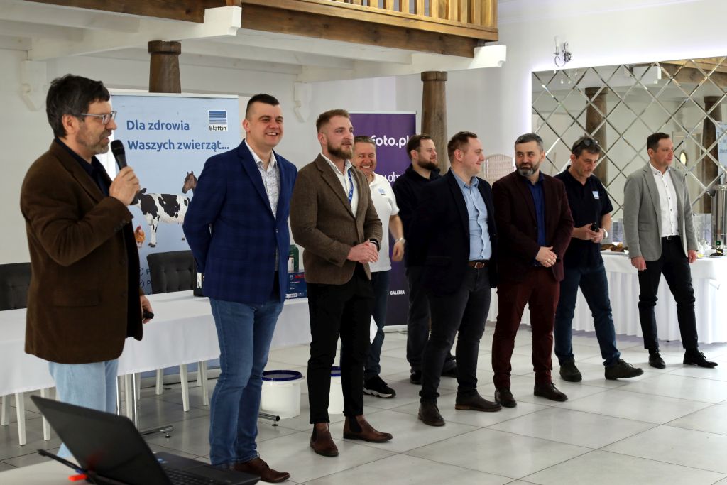 Blattin Polska, konferencja, hodowcy bydła i producenci mleka, TMR, pokaz wozów paszowych