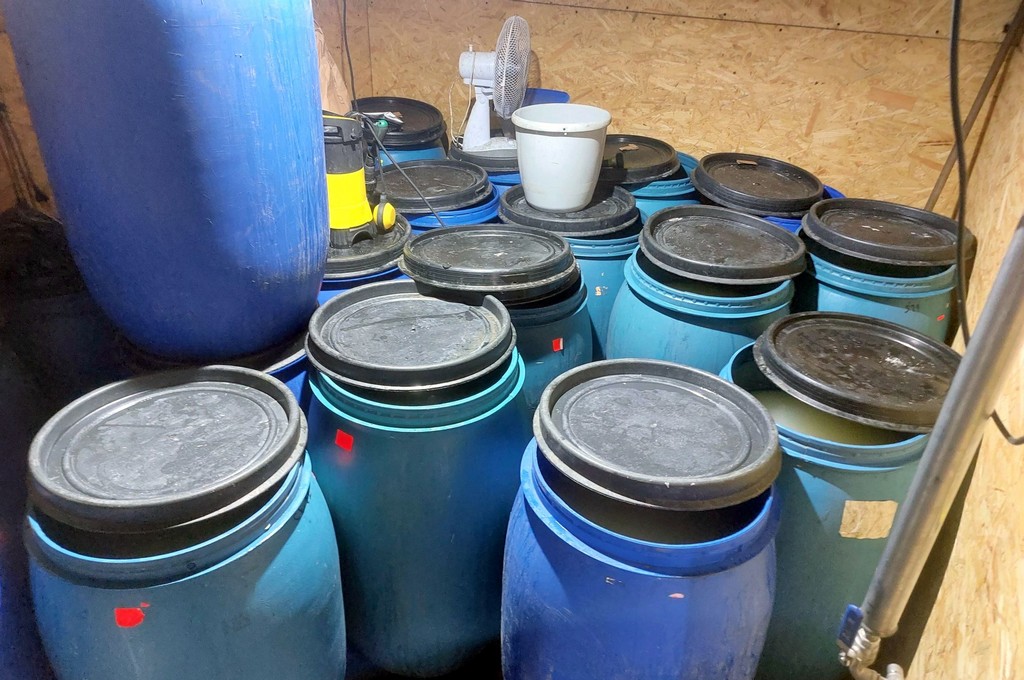 kas, podlasie, fabryka alkoholu, produkcja alkoholu, bimbrownia