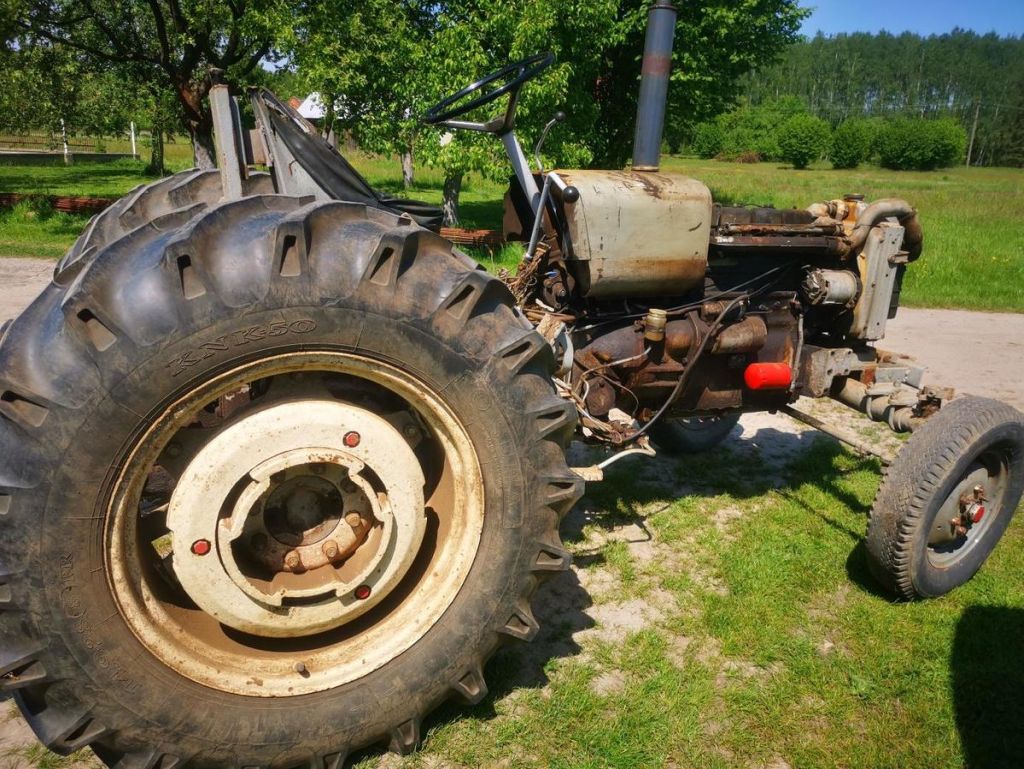 kpp ropczyce, kradzież, ciągnik, wóz