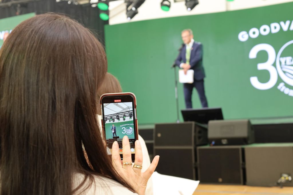 Goodvalley, obchody 30 lecia działalności w Polsce, zakłady mięsne, produkcja tuczników, trzoda chlewna