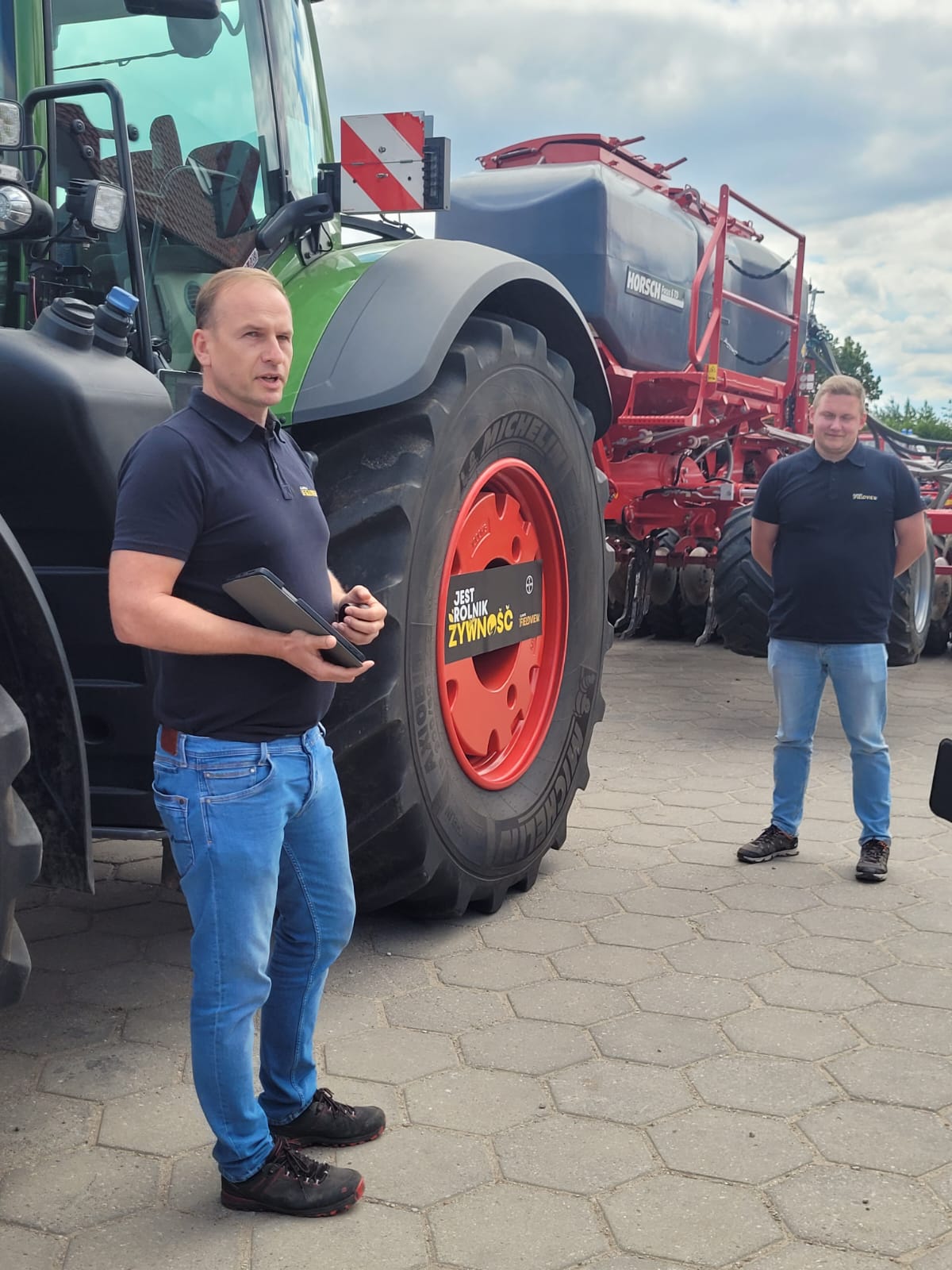 bayer, zboże, pole, ciągnik, horsch
