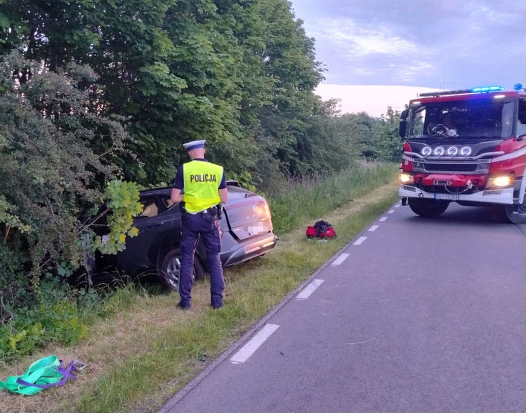zderzenie, ciągnik, auto, ranni, pijany traktorzysta
