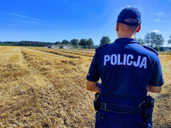 prace rolnicze, nocne prace, żniwa, hałas, policja