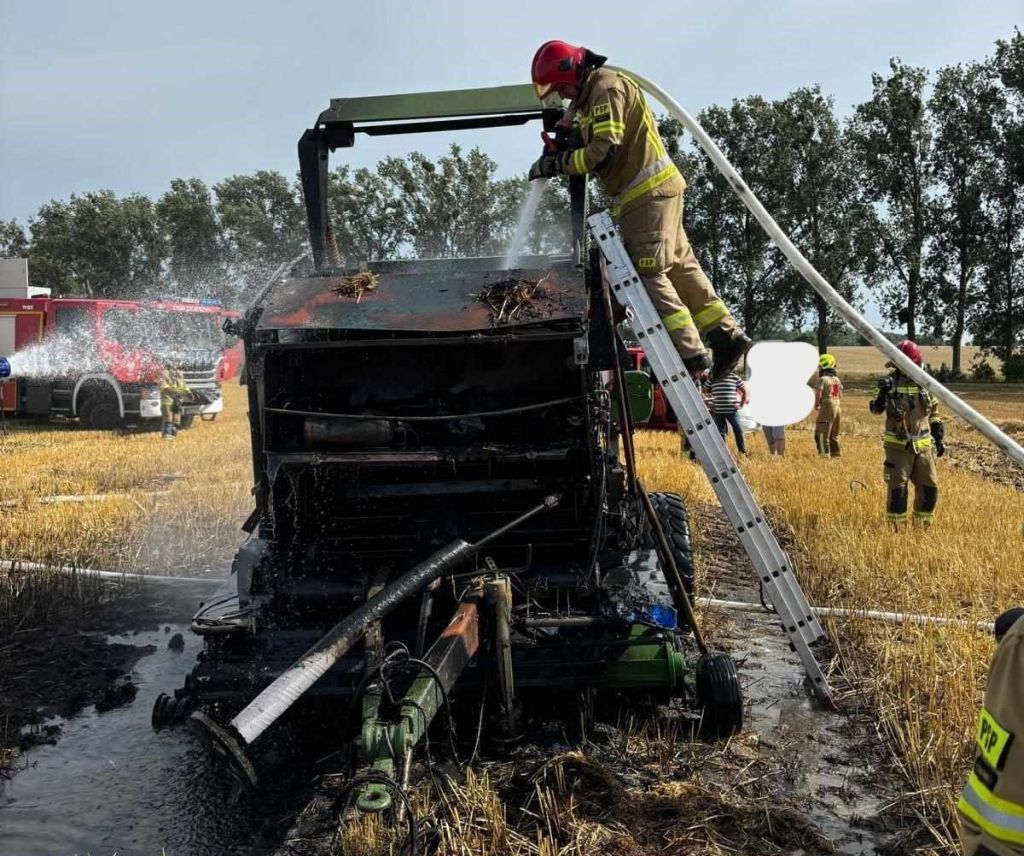 pożar, prasa, prasa belująca, ściernisko