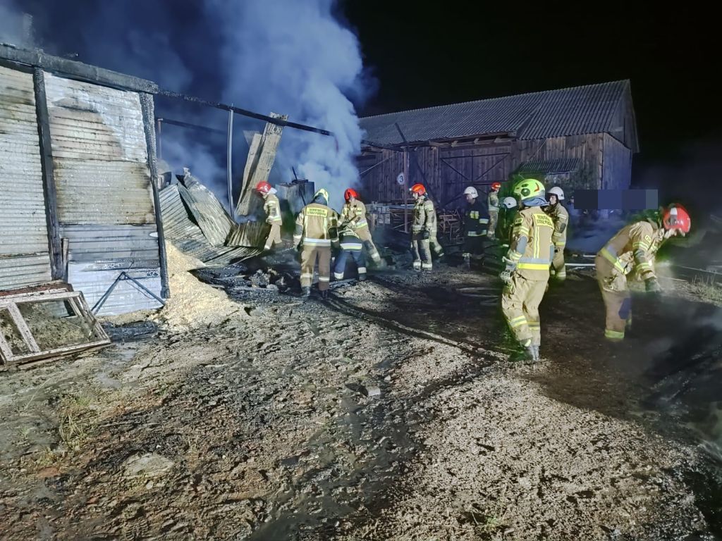 pożar, stolarnia, ciągnik, rolnik