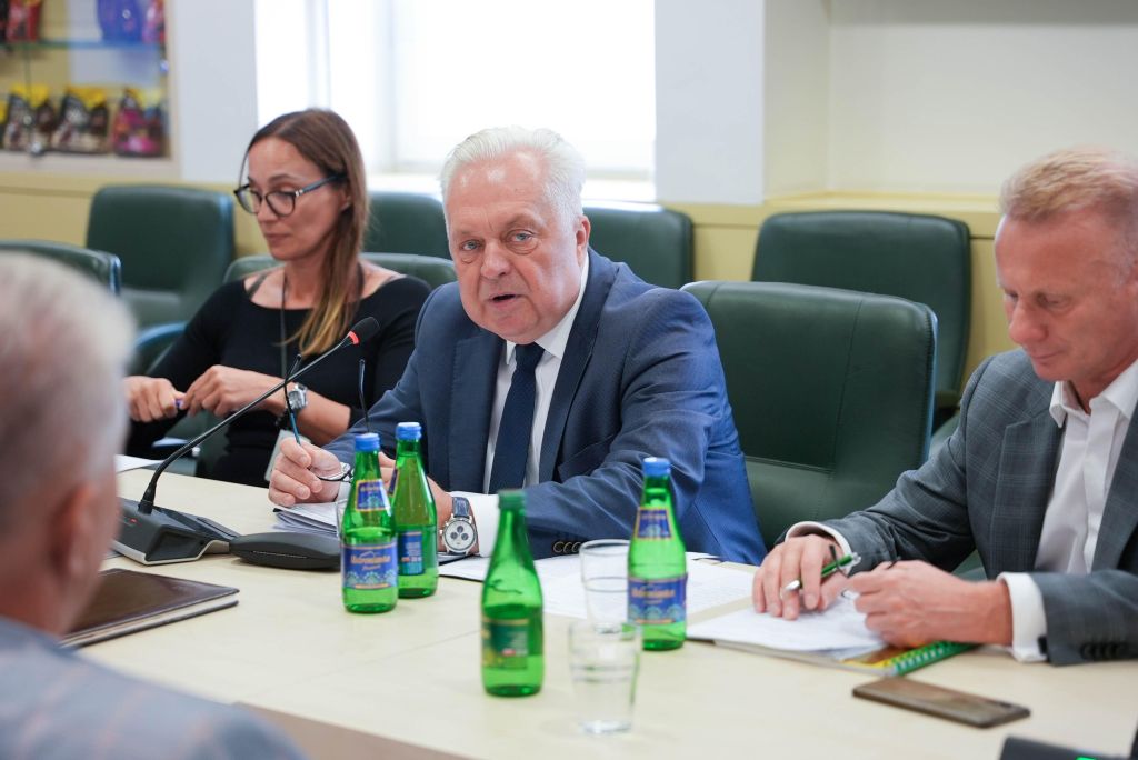 wiceminister rolnictwa, czerniak, produkcja wieprzowiny, strategia