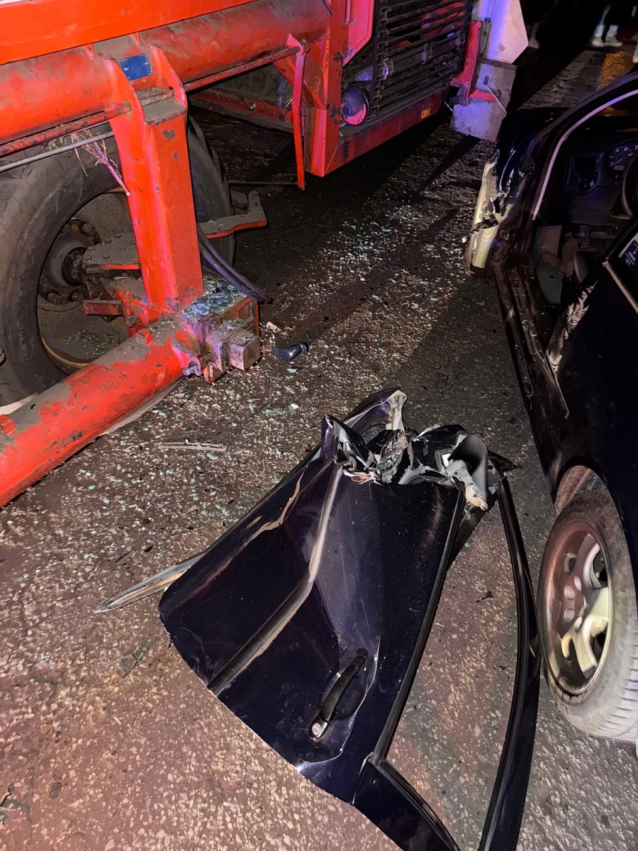 zdarzenie drogowe, kolizja, zderzenie, auto, ciągnik